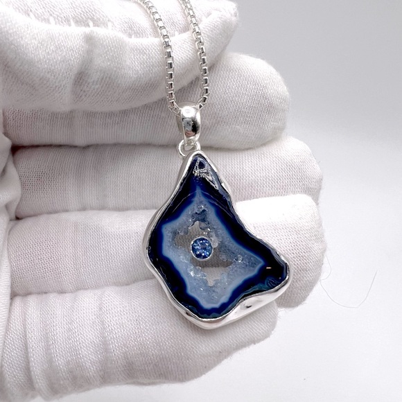 Genuine Blue Agate .925 Sterling Silver Necklace - Picture 4 of 16
